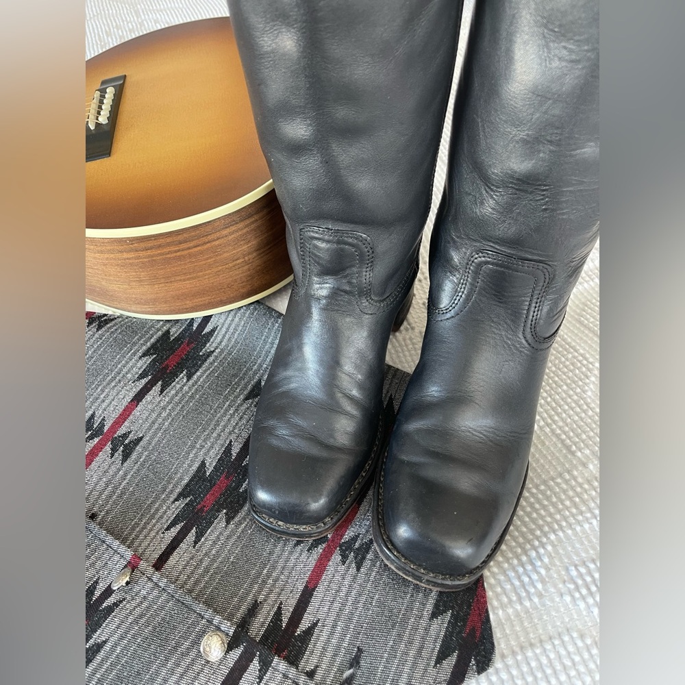FRYE | Black Campus Boots 14L - Picture 4 of 8
